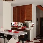 Casa Paradiso Apartment *